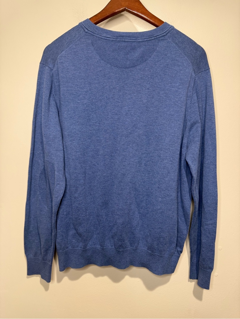 Lacoste Men’s V-Neck Sweater elbow detail due XL France 6 - Picture 6 of 8